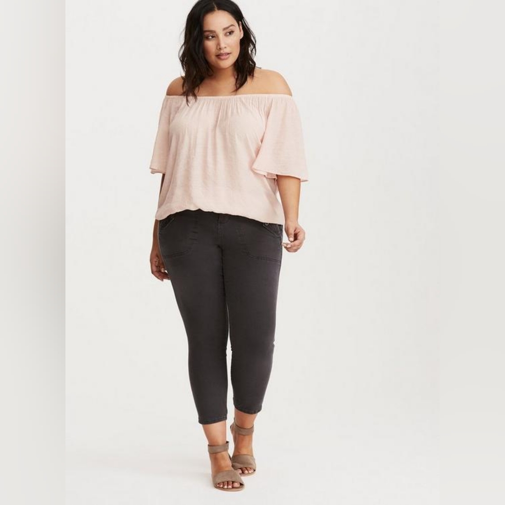 Torrid Women's Woven Flutter Sleeve Banded Bottom Top - Size 3 (3X)